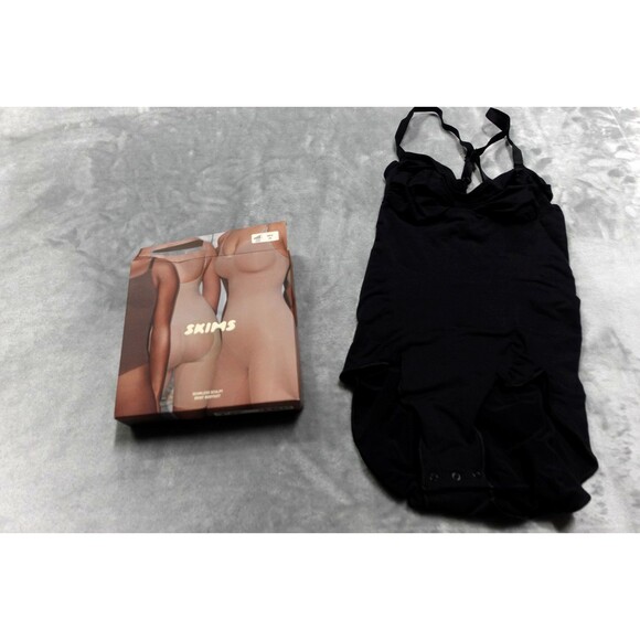 Skims Onyx Black 2X Seamless Sculpt Brief Bodysuit NWOT